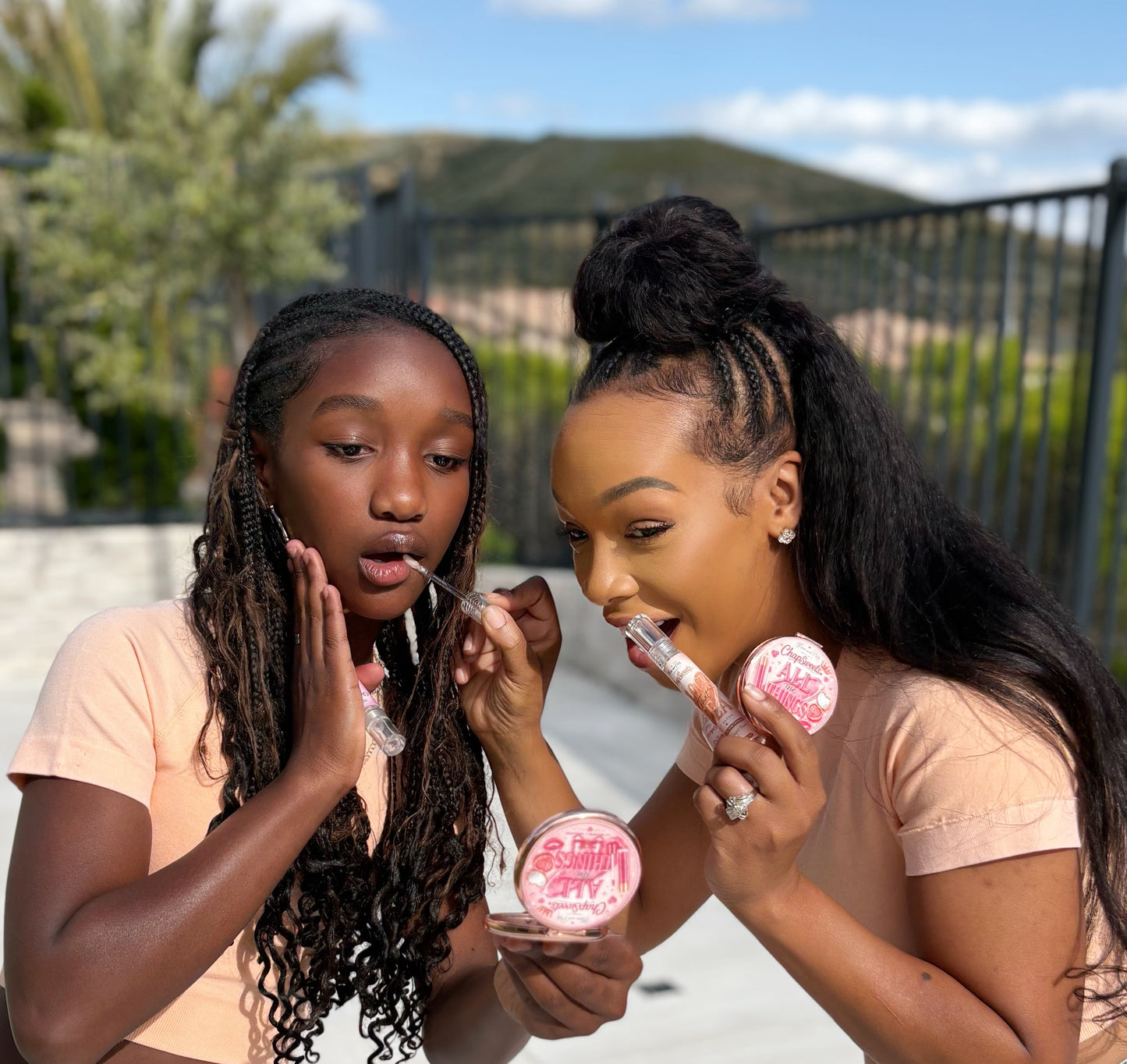 💕 ChapSweets Compact Mirror